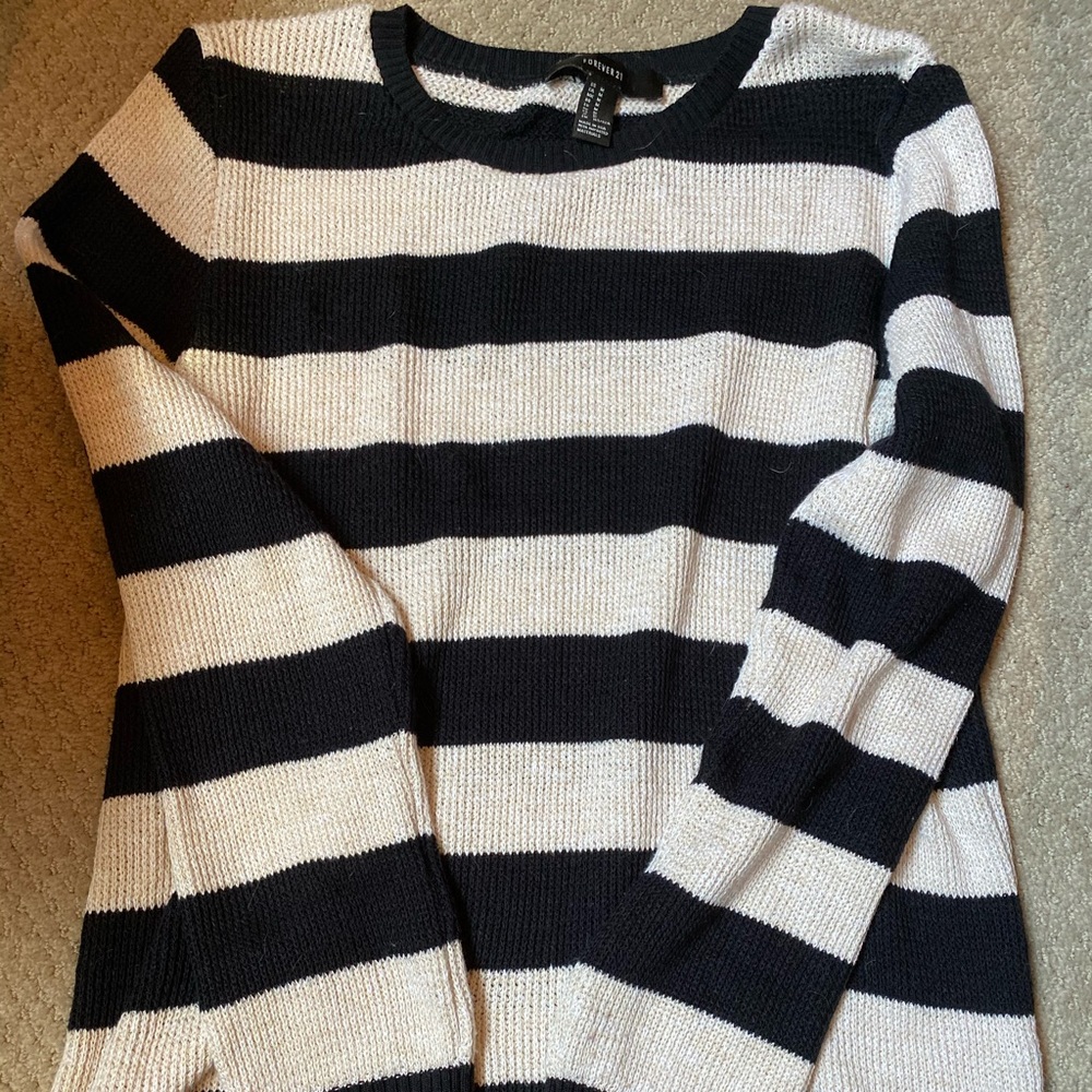 Forever 21 Cream/Black Crew Neck Sweater